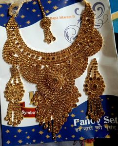 Necklace Set