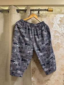 Stylish Printed Capris