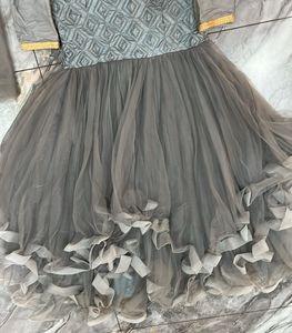 Stunning Grey gown with dupta