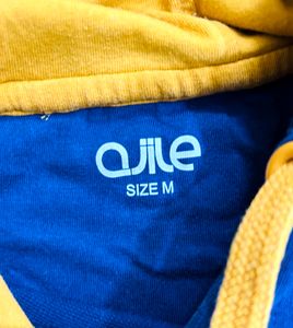 Hoodie T-shirt (Pantaloons) Size M