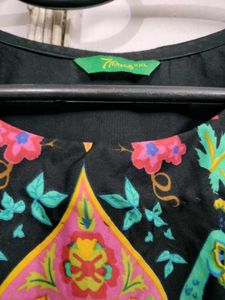 Vibrant Peacock Print women Kurta