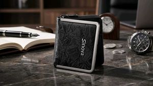 SINOVVA women's Black Textured Wallet