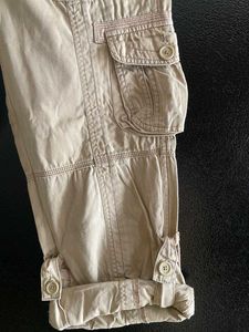 Aeropostale Beige Cargo Capri Pants