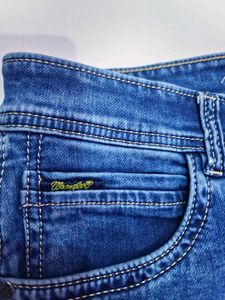 wrangler Blue Denim Jeans for men