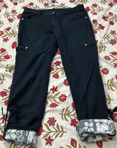 Women High-rise Cotton Cargo Pant With Capri(2in1)