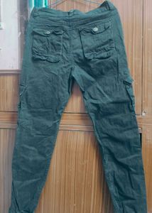 Black Cargo Pants | Unisex | Waist 34 | Signature