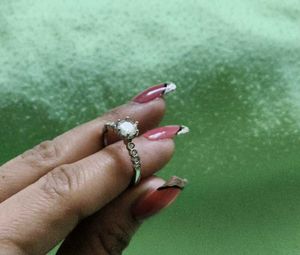 Elegant Silver-tone Ring