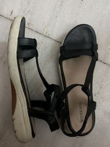 Woodland Black Sandals