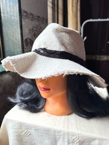 Stylish Brim straw hat