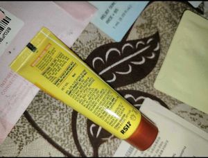 Beauty Sample Pack - Skincare &amp; Tan Removal