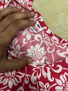 woman cotton Red Floral Printed Kurta Set XL
