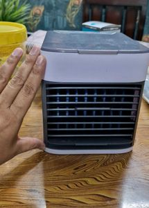 Mini portable USB powered Ac