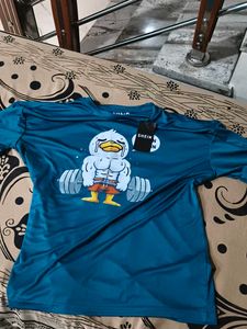 ITS  BRAND NEW WITHOUT PRICE TAG