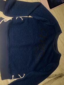 Blue Textured Cropped Sweatshirt