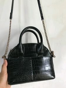 Zara Sling Bag