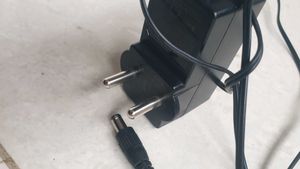 Switching Power Adapter