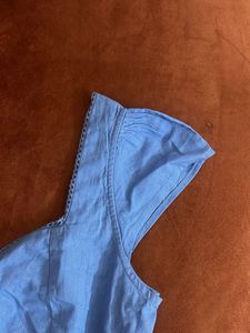 Dressberyy Light Blue Button-Up Top