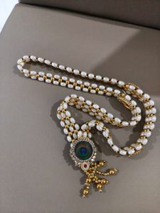 Elegant Pearl & Peacock Necklace