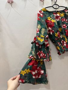 Floral Bell Sleeve Crop Top BRAND NEW