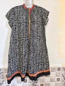 Stylish Black &amp; White Printed Kurta 38"-40"