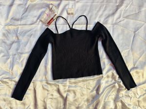 Chic Black Cold Shoulder Sweater