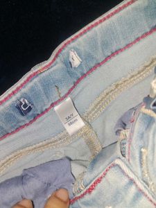 Light Wash Skinny Jeans Boy/Girl