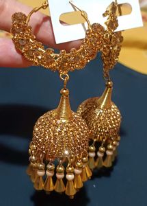 Exquisite Gold Jhumka Earrings