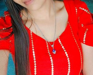 Red &amp; Gold Embellished Kurti