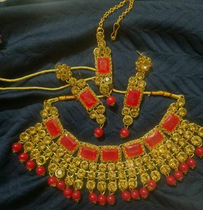 Stunning Ethnic Jewellery Set