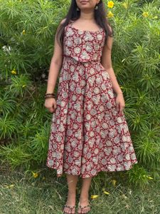 🌸Maroon Floral Print corset Dress