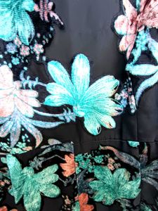 Floral Jumpsuit - Stylish &amp; Chic