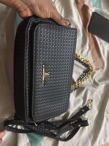Chic Black Textured Handbag