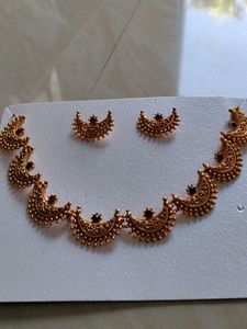 Elegant Necklace Set