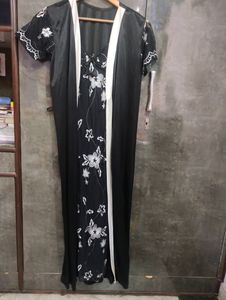 Black Night Gown With Shrug