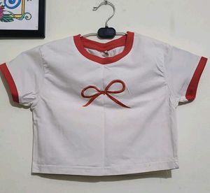 Cute White Cropped T-Shirt with Bow