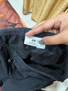 Stylish Black Cargo Pants🦋