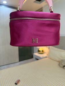 Chic Pink Vanity Bag check details