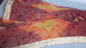Bandni Saree With Blouse Piece