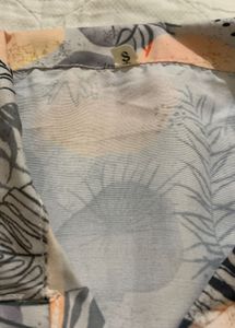 Stylish Tropical Print Button-Up Shirt