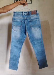 Stylish Blue Wash Denim Jeans size :- 30