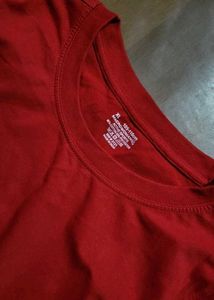Macrowoman Classic Red Crew Neck T-Shirt
