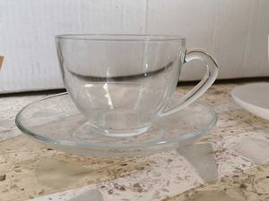Set of 2 Cups and Saucers