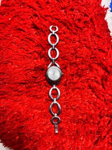 Elegant Silver Chain Women's Watch