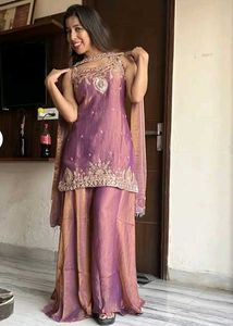 NEW DESIGNER PARTY WEAR LOOK SUIT..