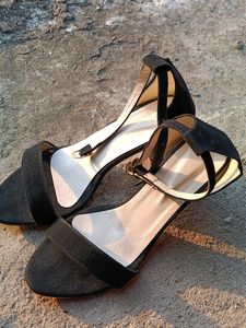 Black Casual Heels For Women's And Girls