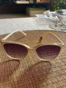 New Chic Cream Cat-Eye Sunglasses