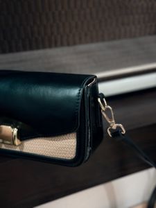 Chic Black &amp; Tan Crossbody Bag