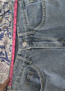 Urbanic Denim Slit-High waist jeans