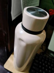 Hot &amp; Cold Water Bottle (Thermos)