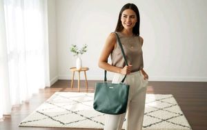 Stylish Green Shoulder Bag